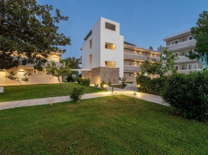 Aegean Bay Hotel