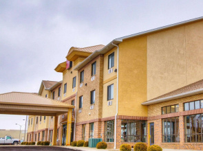 Comfort Suites Plymouth near US-30