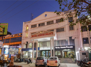 Hotel Ashish Palace