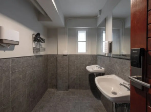 Ed Hostel Rachamakka