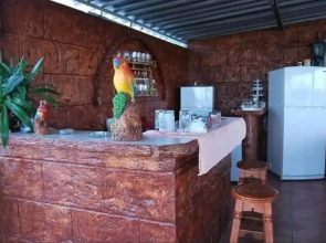 Adrianos Hostal
