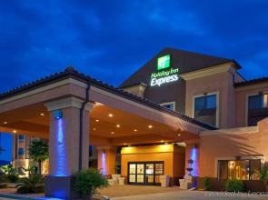 Holiday Inn Express Hotel & Suites Kingman by IHG