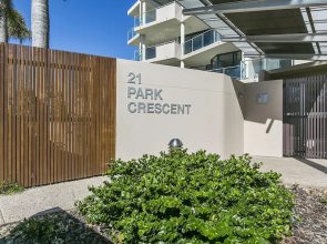 Sunshine Beach Penthouse with Beach Views - Unit 9/21 Park Crescent, Sunshine Beach