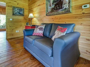 Brookside Retreat #3584