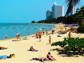 Punyapha Place Pattaya Beach