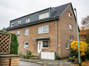 Lovely Apartment in Duisburg near Forest