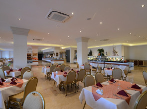 Azka Hotel