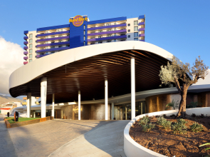 Hard Rock Hotel Tenerife
