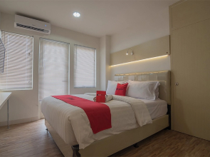 RedDoorz Apartment @ Sentul Tower