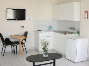 Tycoon Apartments