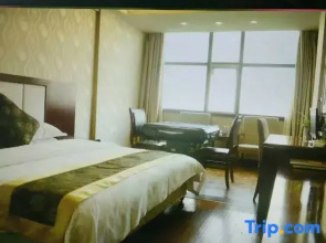 FUNMEE Hotel (Zhijiang Longjin Fengyu Bridge, Huaihua)