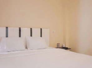 Airy Darmo Kutai 32 Surabaya