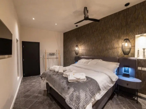 Trikala Mall Suites !
