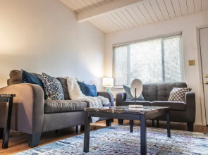 Sunny Two Bed in Richmond
