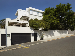 Bayflowers Guesthouse