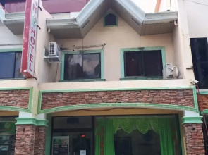 Oyo 617 Shekinah Hotel