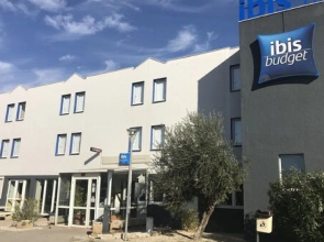 ibis budget Arles Sud Fourchon
