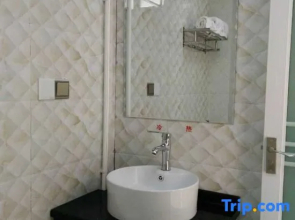 Xingyi Haixing Hotel