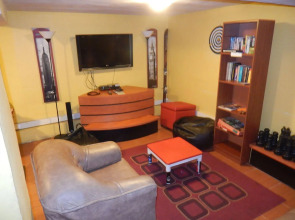 Travellers Place Hostel