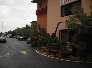 Fort Lauderdale Beach Resort Hotel & Suites