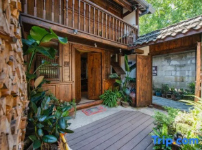 Floral Hotel·Xiaochaimen Hotel(Langzhong Ancient City Luxury Store)