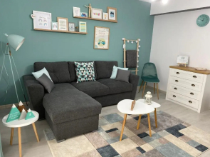 Wanderlust Home Mint, Rasnov Apt for 4, Wifi and Free Parking