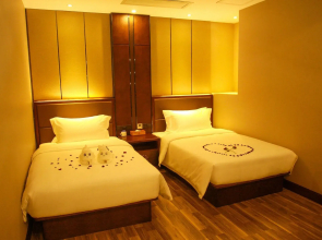 Riverside Luxury Hotel