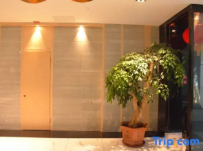 Urumqi weiyi Jinyuan Hotel (Bayushan Branch)