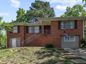 Broadmoor Bungalow - Both Units
