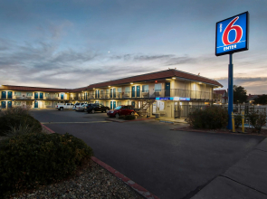 Motel 6 Albuquerque, NM - Carlisle