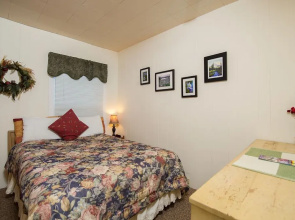Three Bells 3 Br home by RedAwning