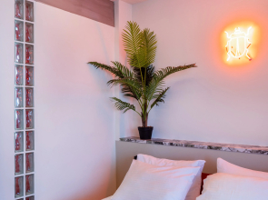 The Newel Metaxourgeio