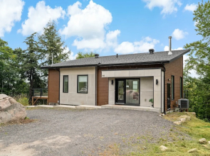 Alpine Chalet - RVMT