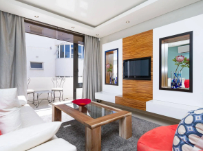 Life & Leisure Guesthouse And Apartments