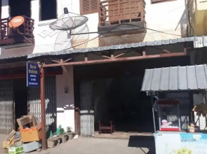 Ba'mi thakhek hostel