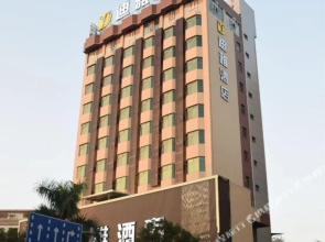 Diya Hotel