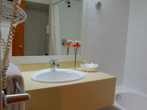 Lou'lou'a Beach Resort Sharjah