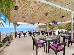 Crystal Bay Beach Resort