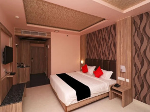 Capital O 27765 Hotel Vip Square