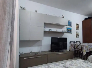 Ampio Monolocale Con Terrazzo - a 2 Passi Dal Mare