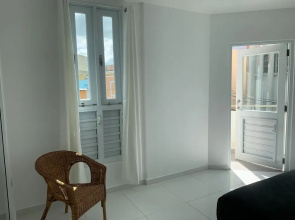 Arecibo Hotel 2103