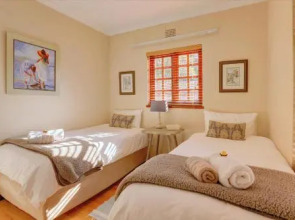 No.8 on Wright Street