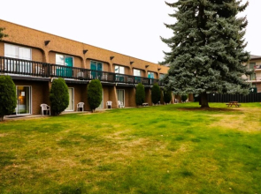 Riviera Hotel Tower Route 97 Vernon BC