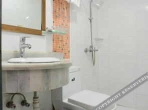 Chengrong Hotel