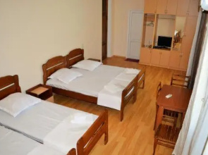 Hotel Tedi