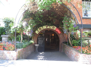 James Bay Inn Hotel & Suites