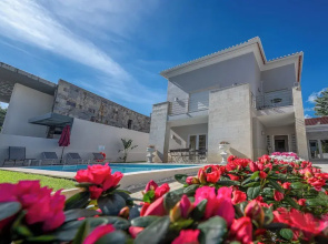 Sintra Dream Garden Villa