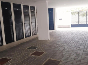 Aptº 2 QUARTOS COM AR SPLIT, 2 BANHEIROS, VARANDA- ÓTIMO PARA FAMÍLIA- PROX - PRAIA DO FORTE- CENTRO- RUA DOS BIQUÍNIS