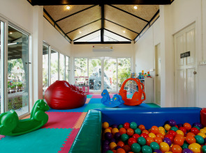 Centara Koh Chang Tropicana Resort