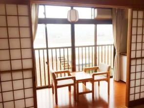 Arakawakyo Echigosekikawa Kira Onsen Kiramotokan